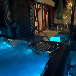 https://nogalera-quintessence-apartment-with-jacuzzi-and.es-andalucia.com